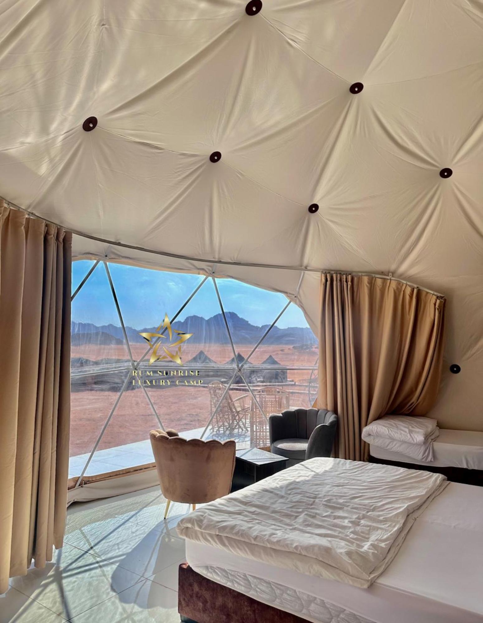 Rum Sunrlse Luxury Camp Wadi Rum Exteriör bild