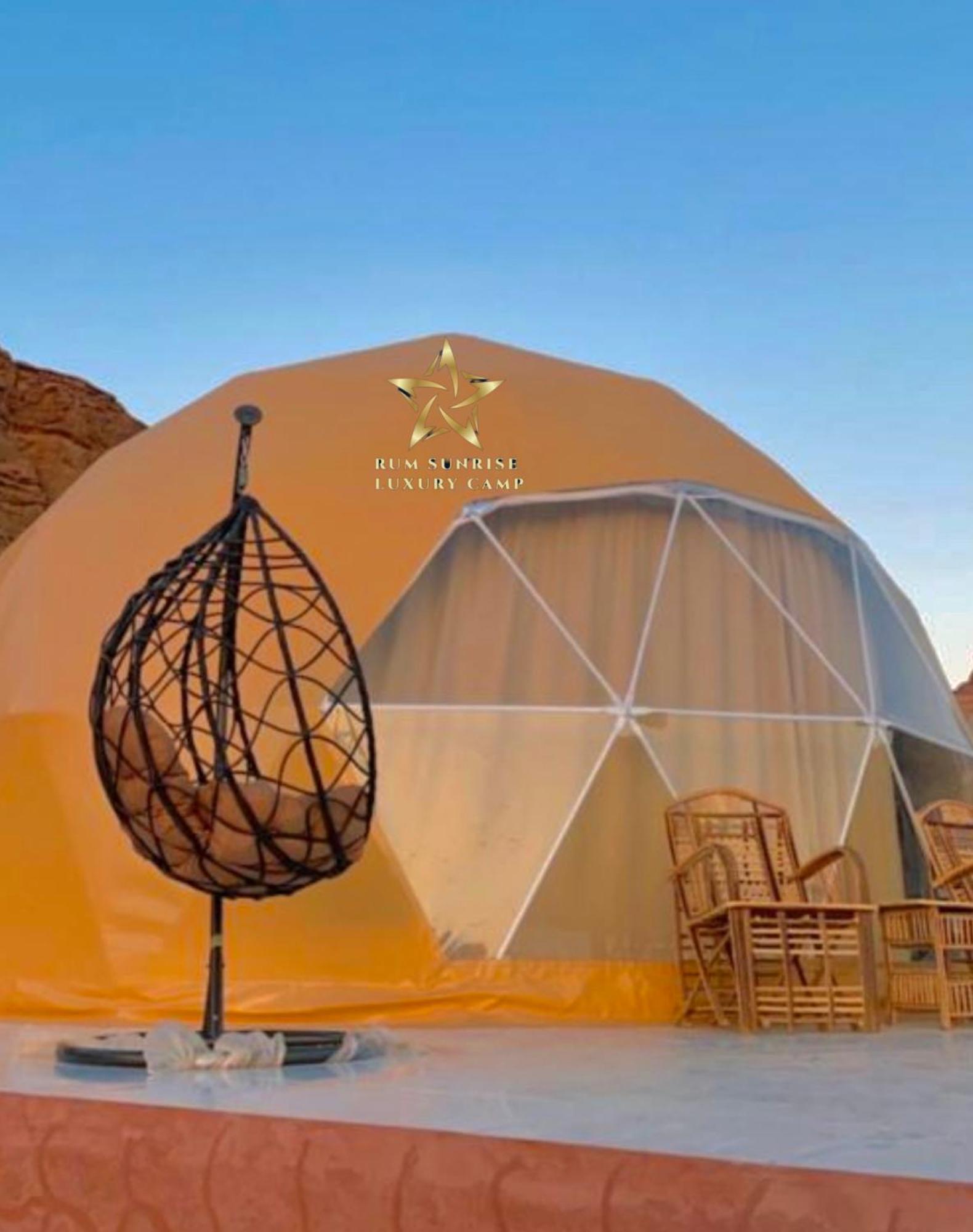 Rum Sunrlse Luxury Camp Wadi Rum Exteriör bild