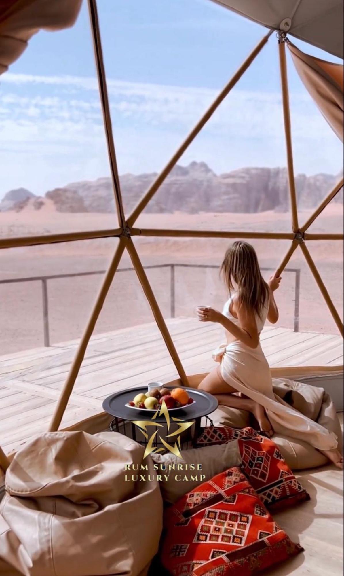 Rum Sunrlse Luxury Camp Wadi Rum Exteriör bild